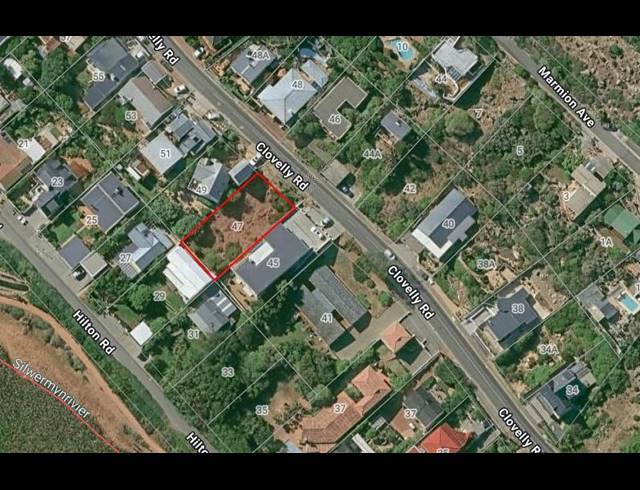 LAND FOR SALE IN CLOVELLY